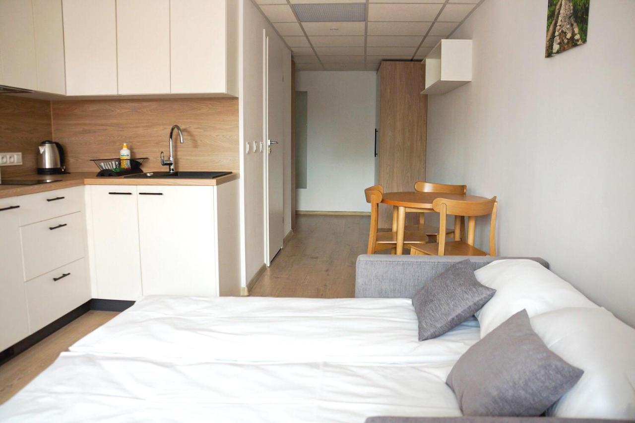 Starter III Lejlighedshotel Wrocław Eksteriør billede